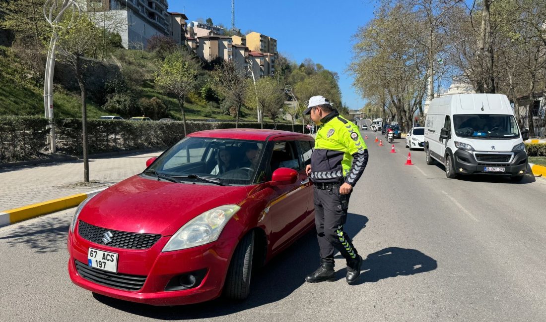 Zonguldak‘ta polis ekiplerince sahil