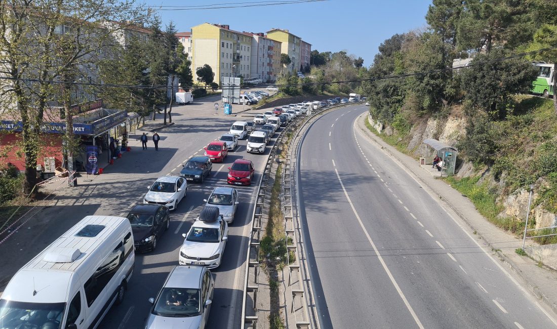  Zonguldak'ın Alaplı ilçe girişinde