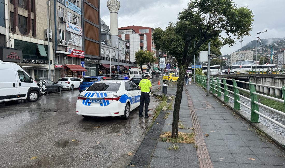 Zonguldak’ta polis ekipleri dere