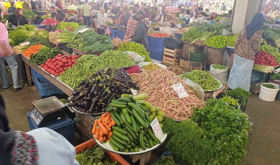 Zonguldak’ta halk pazarında fiyatların