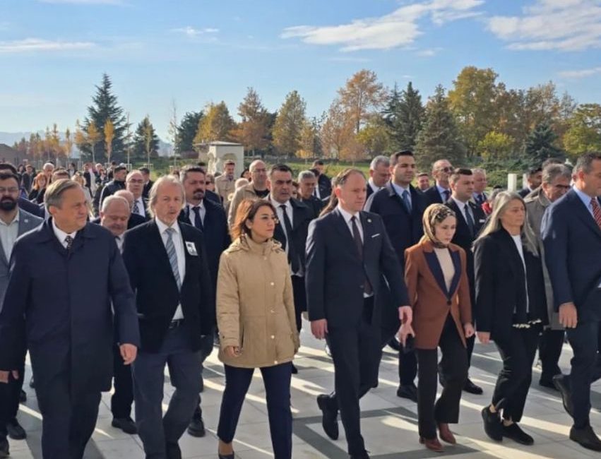 Türk siyasetinin Karaoğlan’ı Mustafa